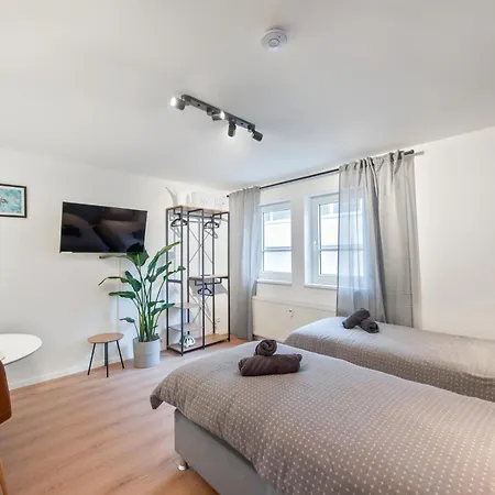 Zentral Fuer 4pp - 2 Zi & Boxspringbetten & Smarttv Kaiserslautern